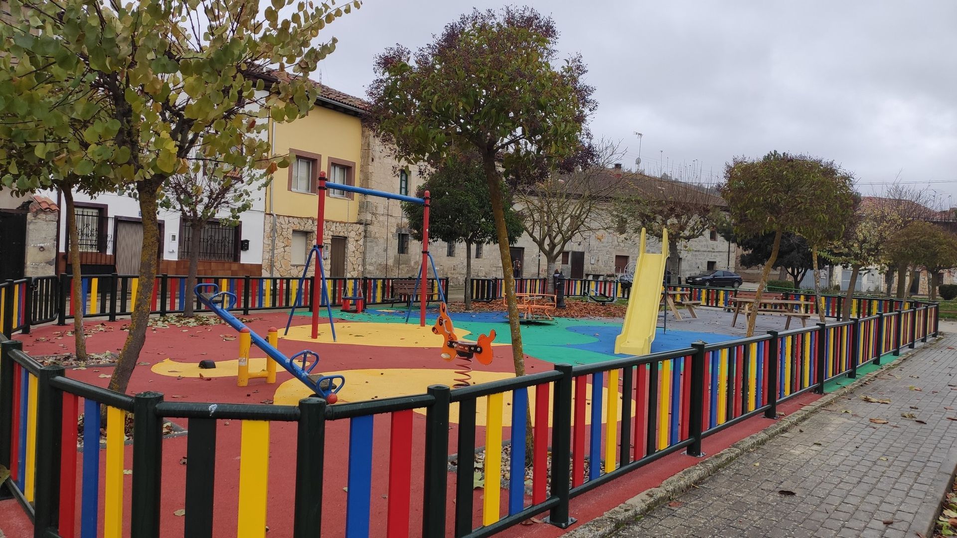 Parque infantil y zona de ocio